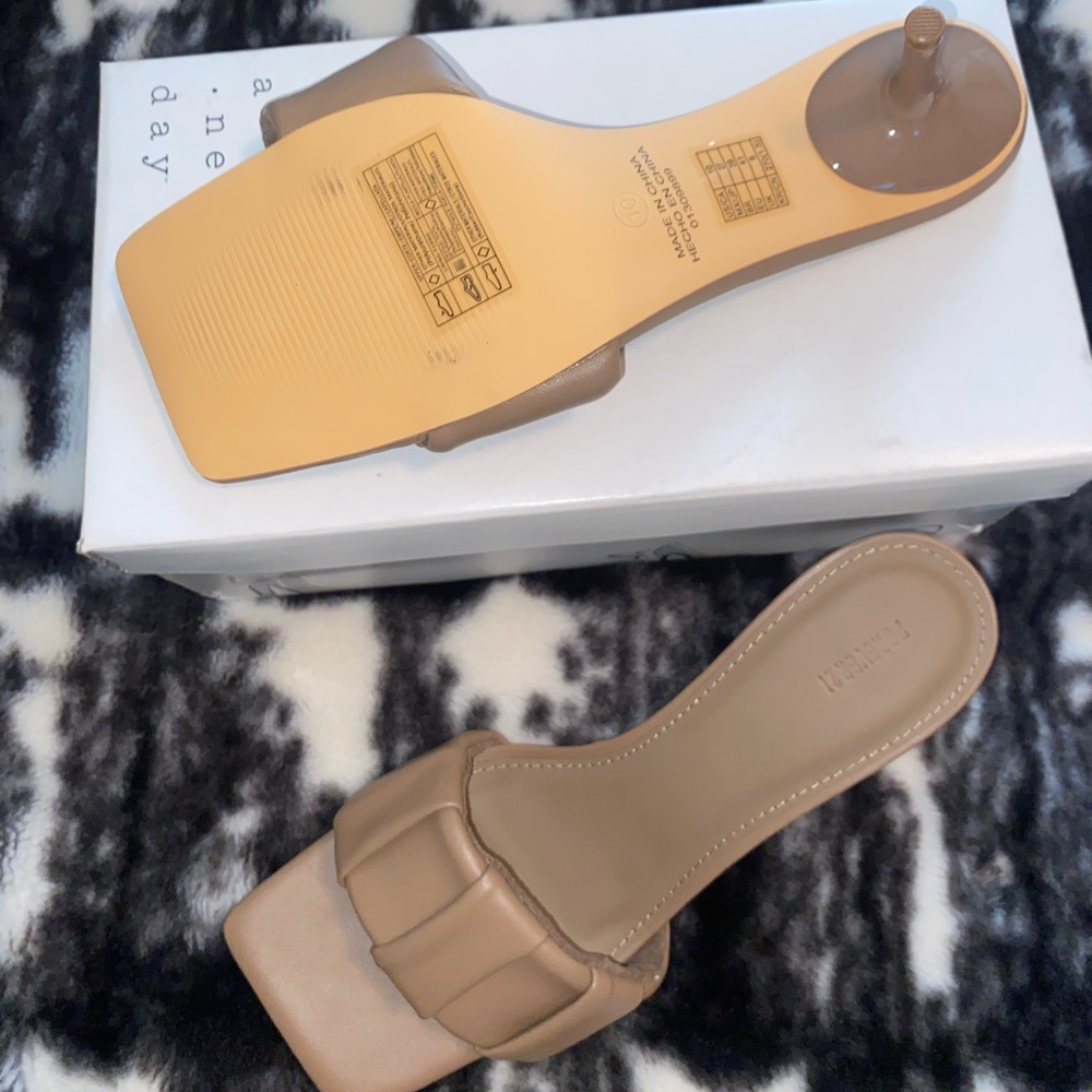 Nine West Beige Heeled Sandals